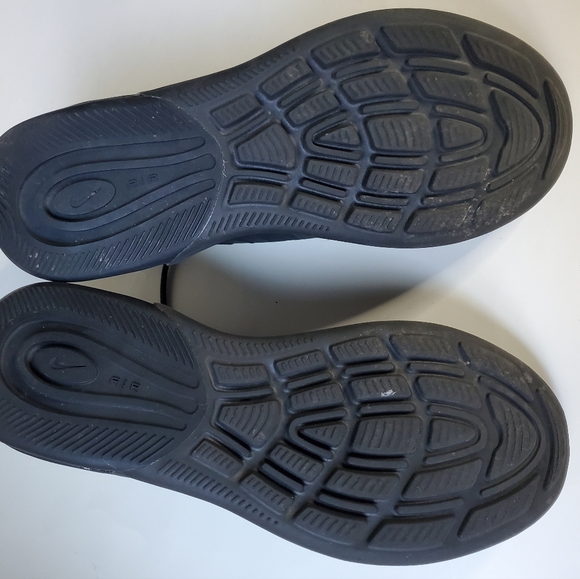 Nike Air Max Black 7 - Picture 3 of 4